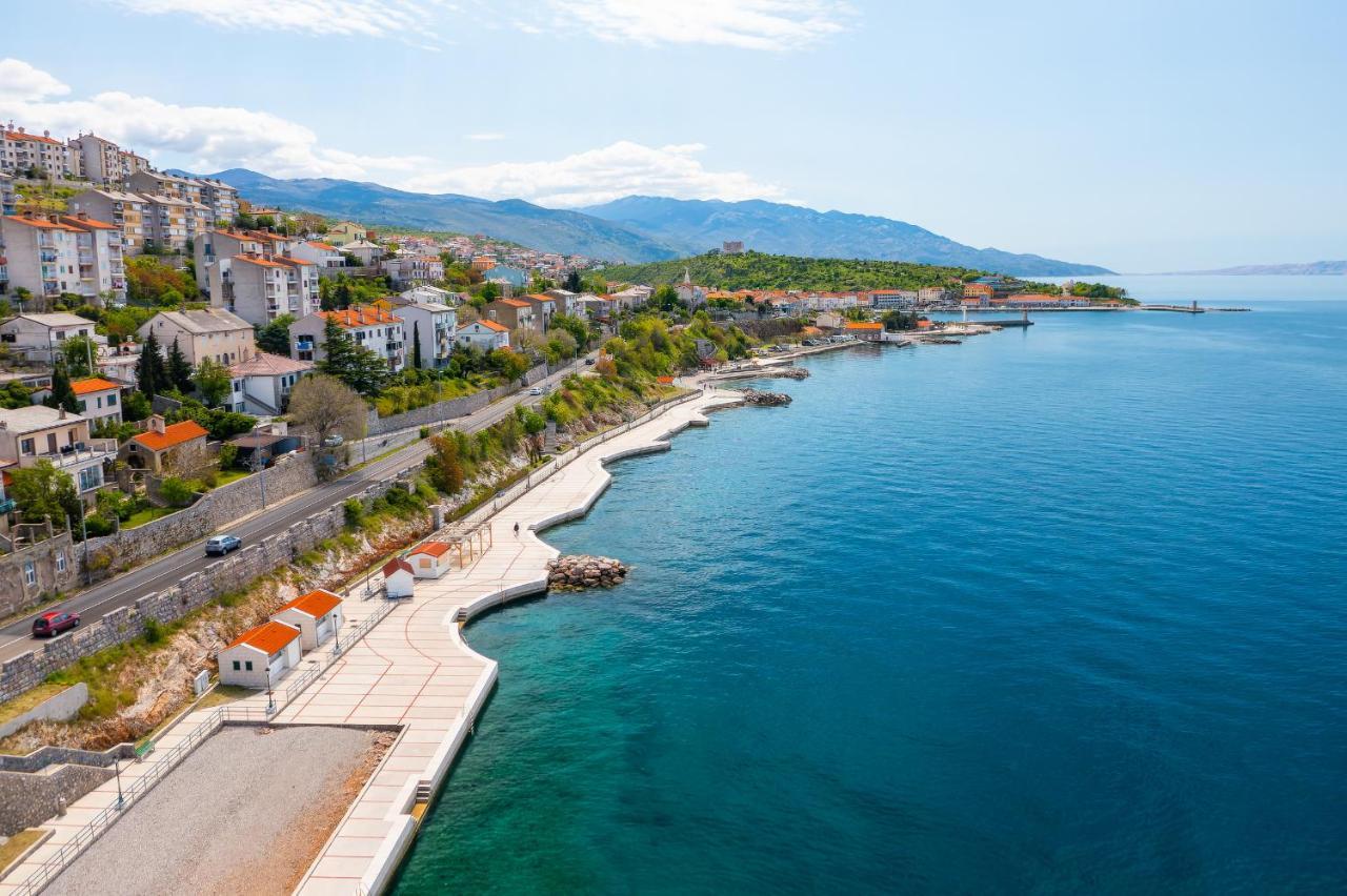 Apartments By The Beach Adela Senj Senj  Esterno foto