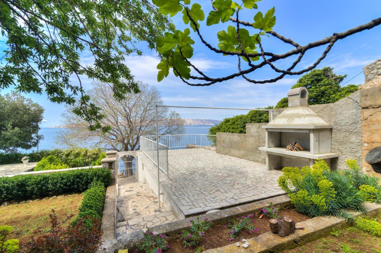 Apartments By The Beach Adela Senj Senj  Esterno foto