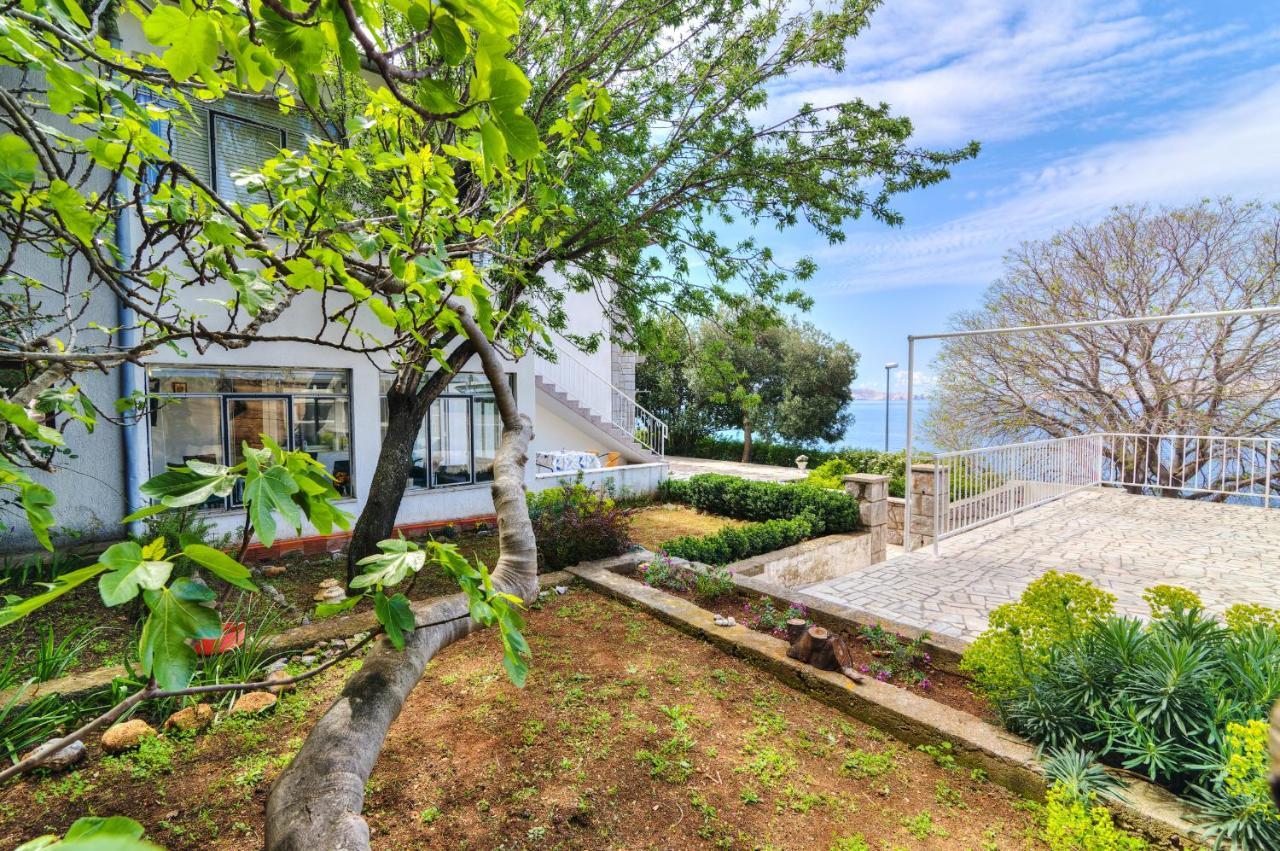 Apartments By The Beach Adela Senj Senj  Esterno foto