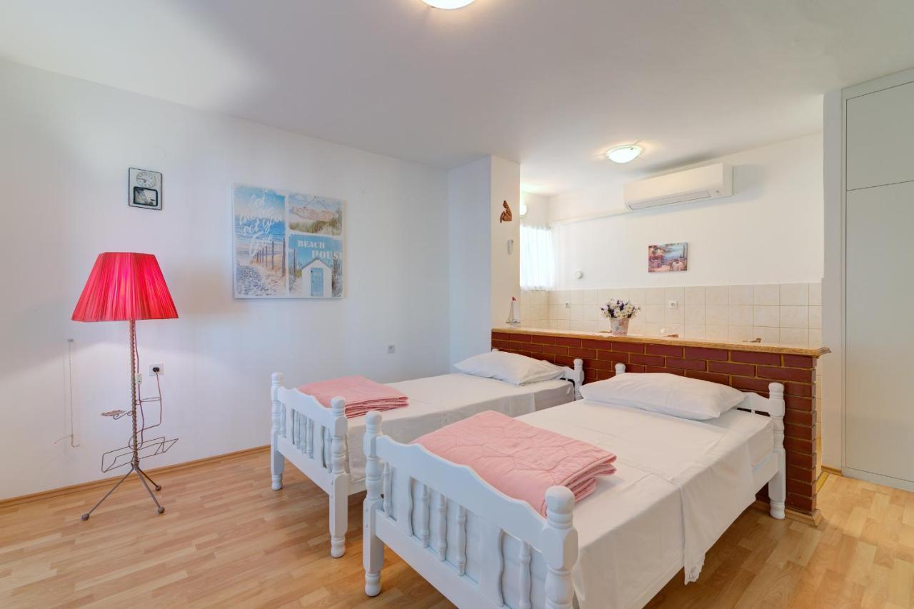 Apartments By The Beach Adela Senj Senj  Esterno foto
